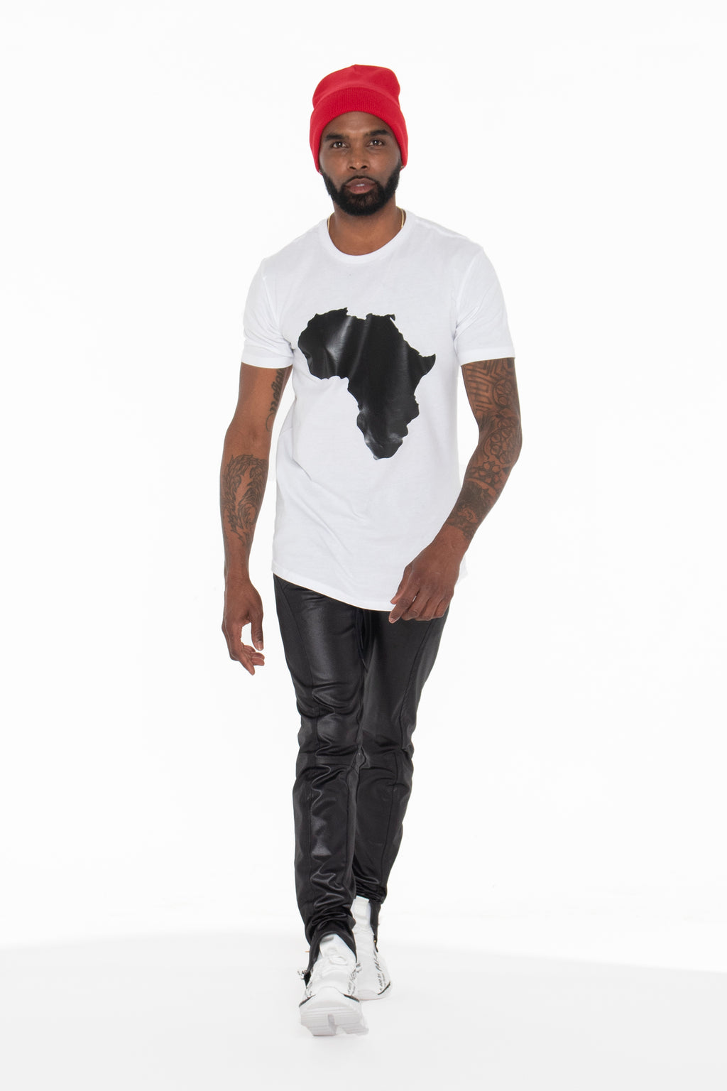 Africa Curved Hem Graphic T-Shirt (Black) - pacorogiene
