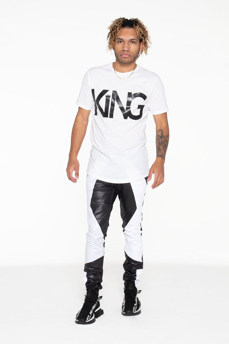 KING Curved Hem Graphic T-Shirt (Black) - pacorogiene