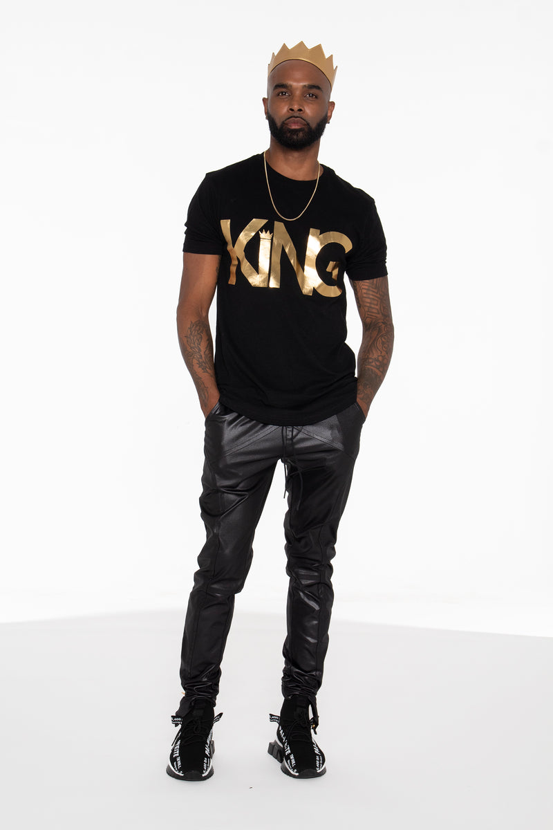 KING Curved Hem Graphic T-Shirt (Gold) - pacorogiene